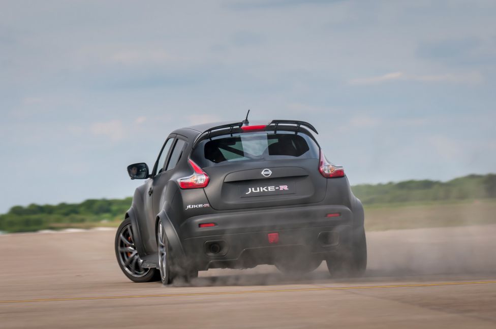 Nissan Juke-R 2.0