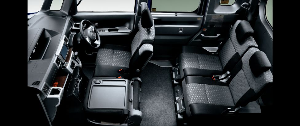 Toyota Pixis Mega