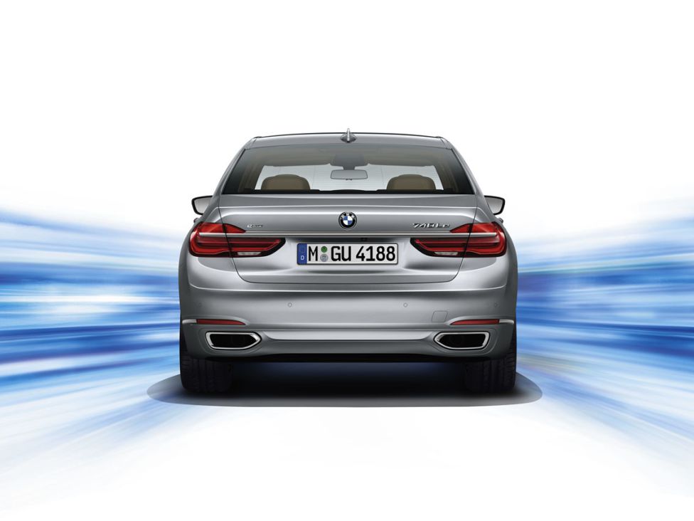 BMW 740e
