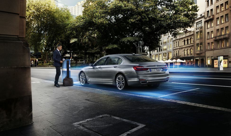 BMW 740e