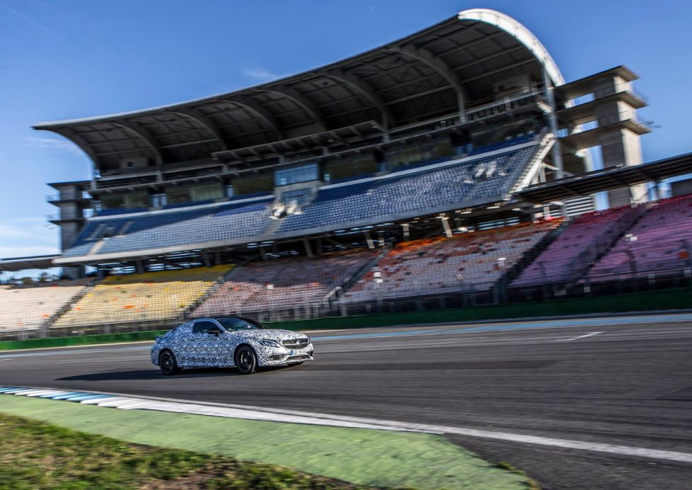 AMG C 63 Coupé camuflado