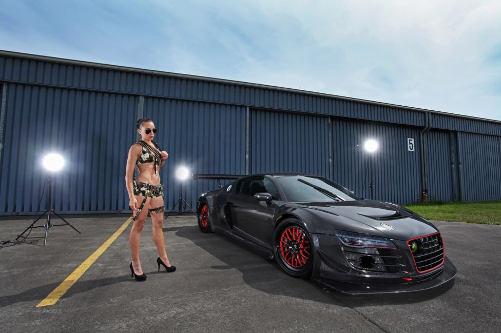 Carbono y caballos para el R8
