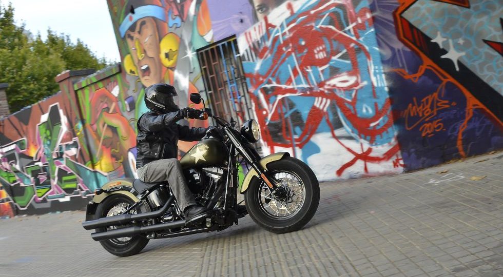 Harley-Davidson Slim S: mucho poderío con un estilo único