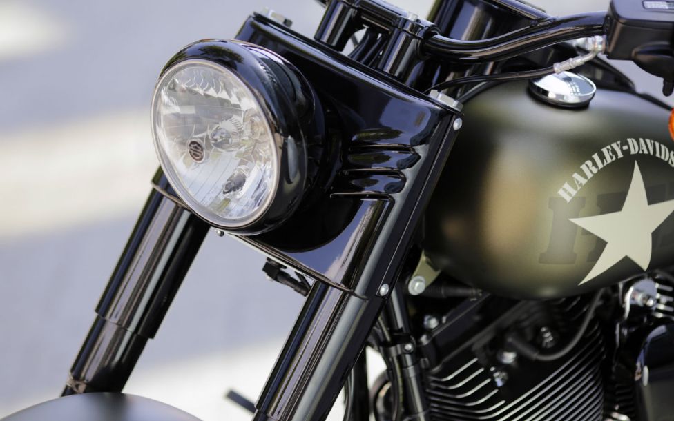 Harley-Davidson Slim S