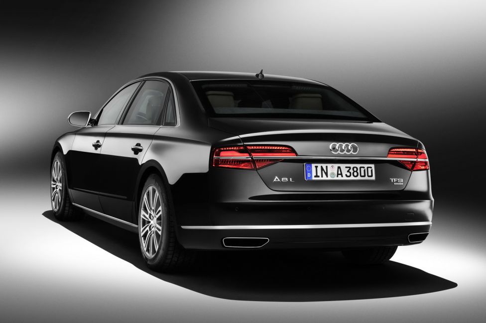 Audi A8 L Security 2016