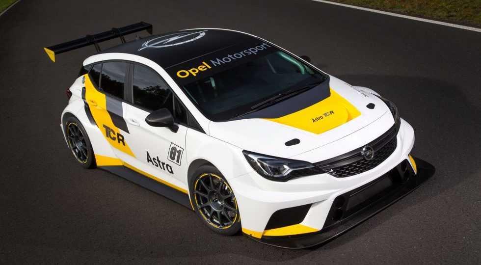 Ya puedes tener tu Opel Astra de competición por 95.000 euros